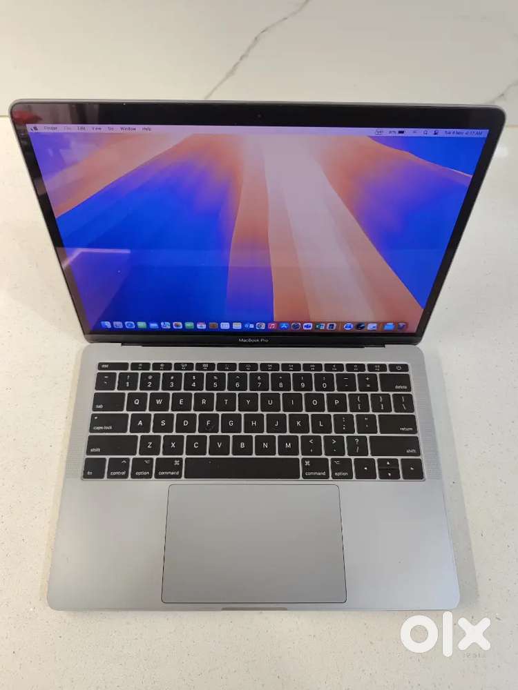Macbook Pro 2017 i5/8GB/256GB A1708 in excellent condition