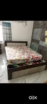 Relocation furniture for sale king size cot dining table and wardrobe