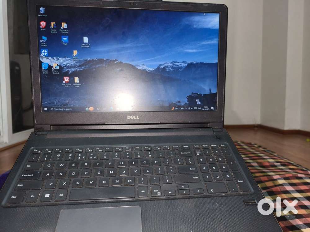 Dell Vostro 3568  8 gb ram  1 tb HDD  2 gb Graphics