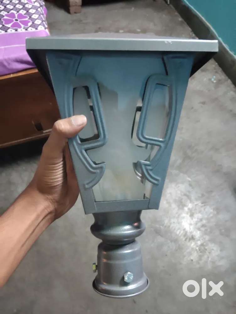 Corner lamp