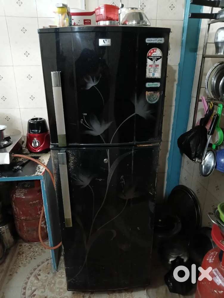 I am selling second hand fridge in good condition