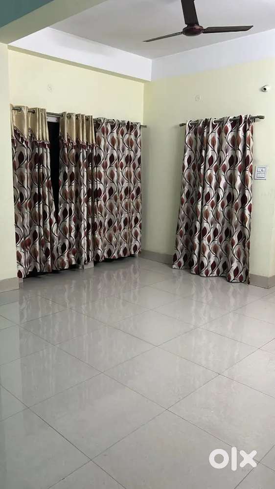 Couple friendly 2bhk available at beltola prime location under 16k