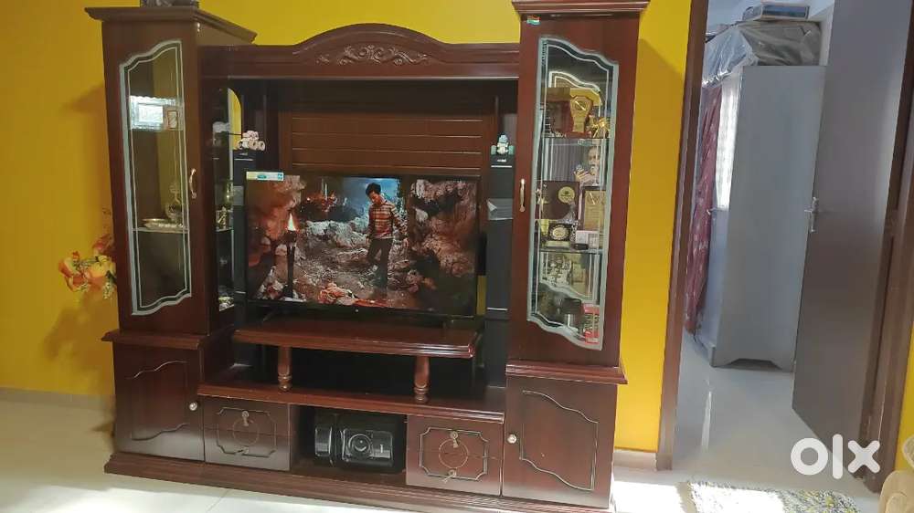 Tv unit 7 feet height x 7 feet wide Royal Oak brand