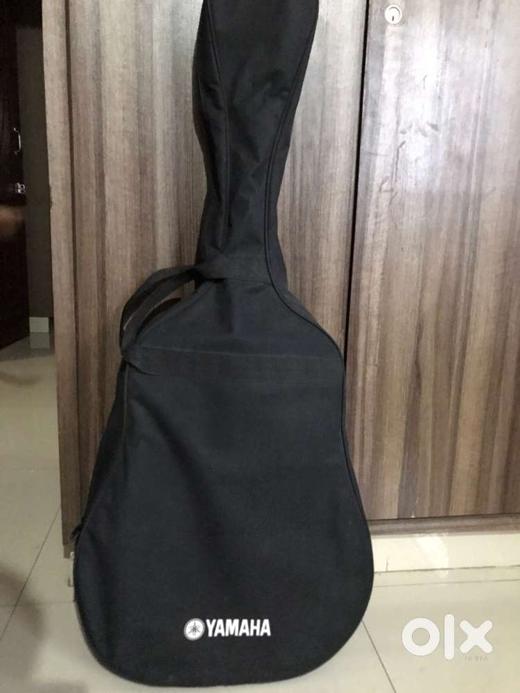 Yahama guitar