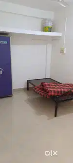 1Rk available on rent