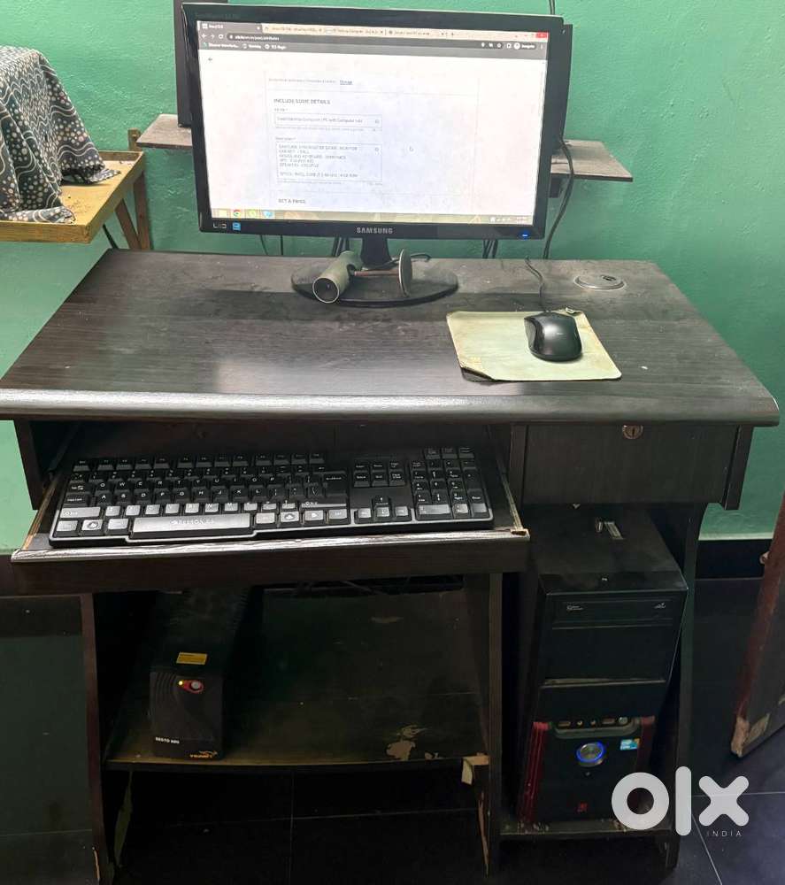 Used Desktop Computer  PC with Computer table
