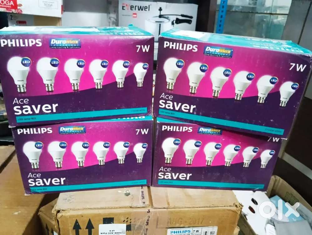 PHILIPS 7W LED BULBS