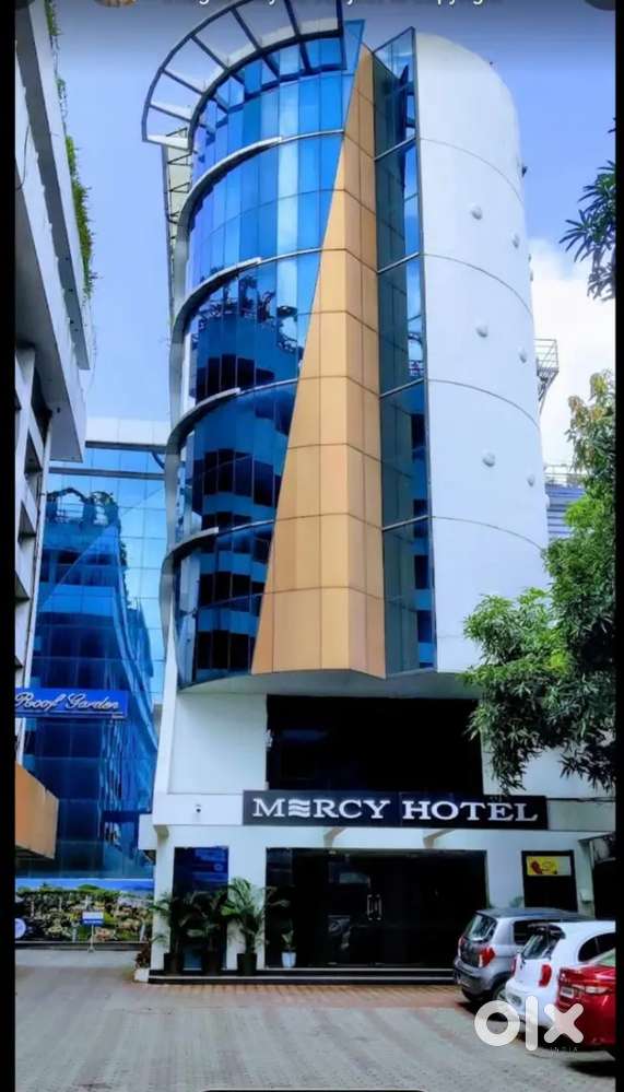 4 star hotel maintenance work