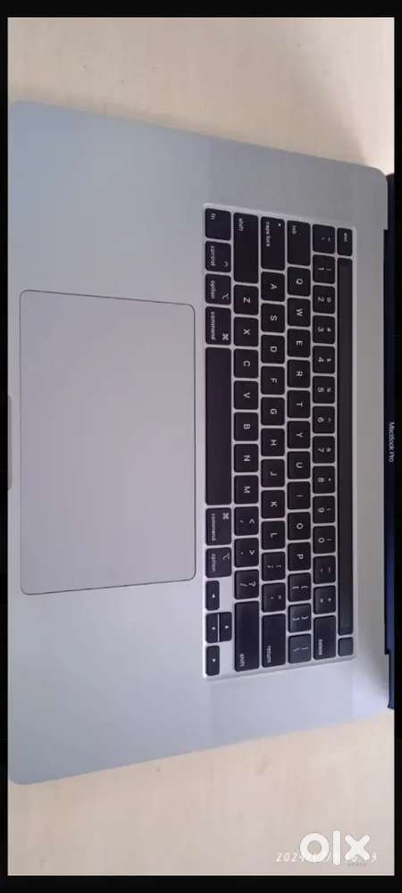 MacBook pro A2141. Core i7 processer with 4gb Nvida graphics card