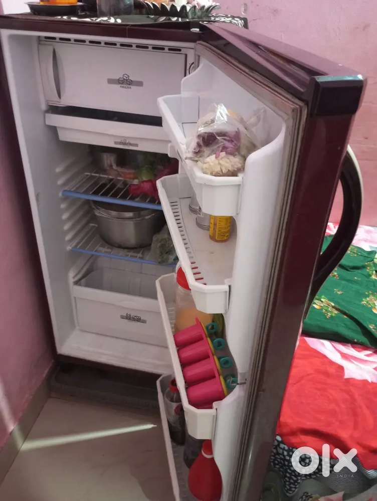 Electrolux fridge urgent sale