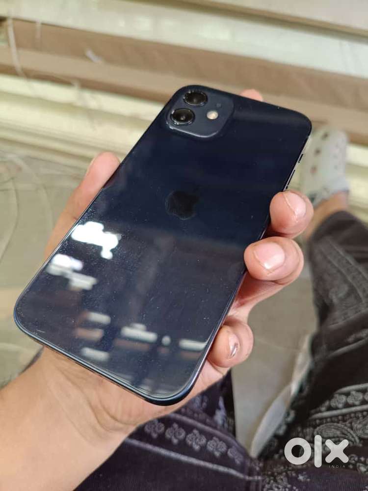 Iphone 12 black 128gb 80% battery