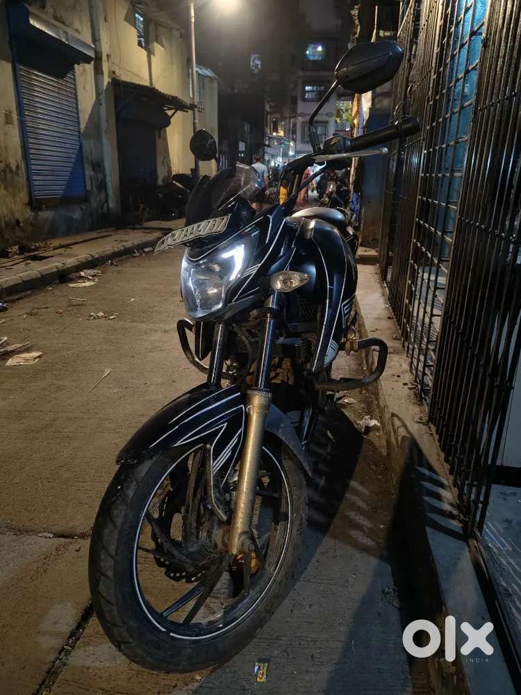 TVS Apache RTR 200 4v