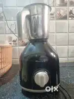 Philips  750 Watt Mixer Grinder, 3 Stainless Steel (Black)