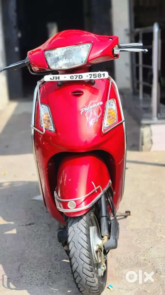 Hero Pleasure well maintained used scooter