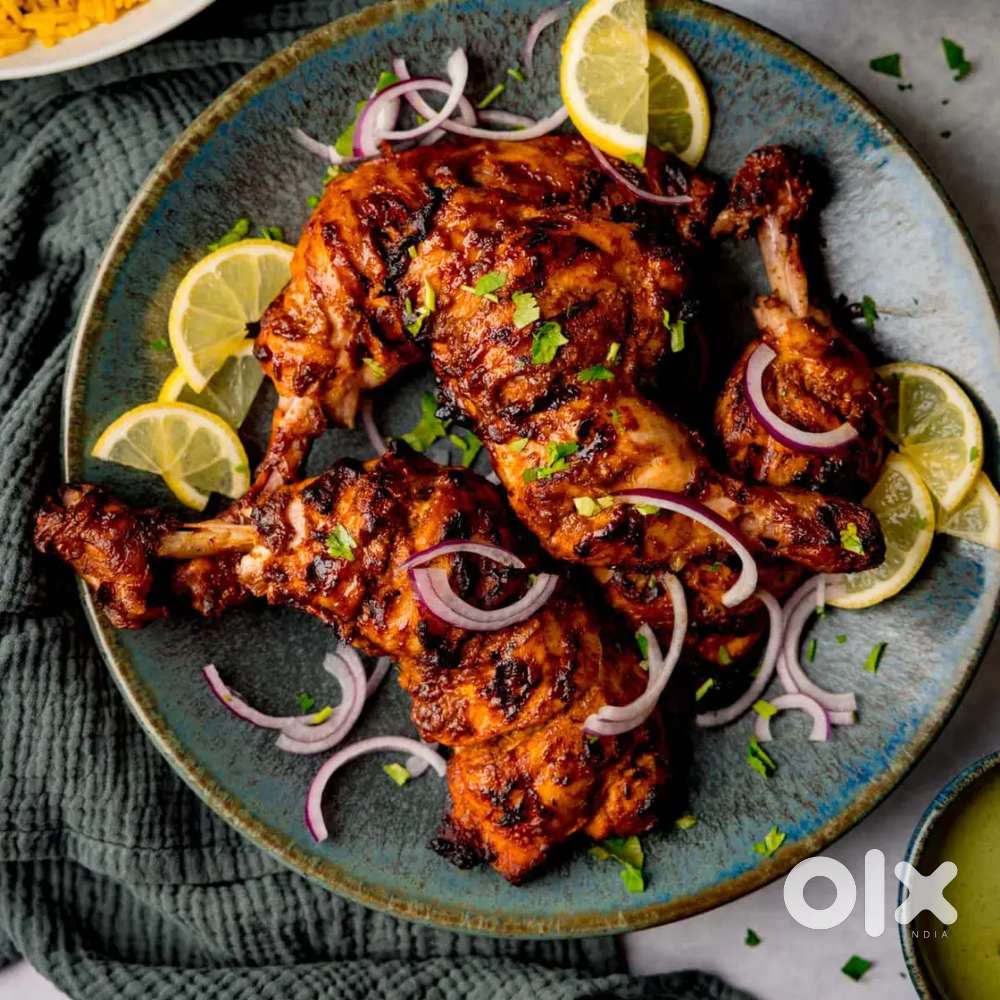 Tandoor Indian all rounder Cook aur 1 Helper bartan dhone ke liye