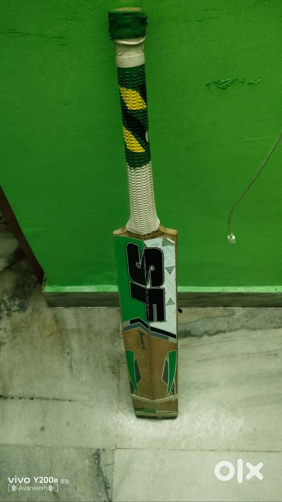 Dues bat 1 year old SF company best for power hitting