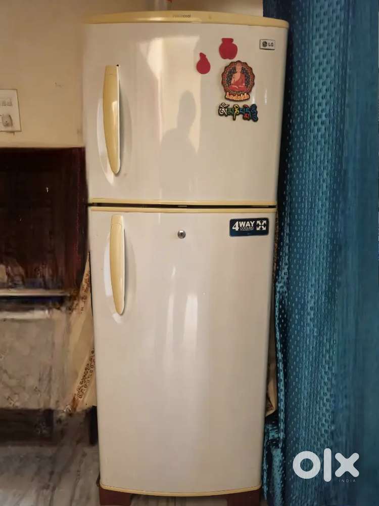 LG Fridge 240L, good condition