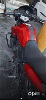Bike ki condition bilkul clear hai aur engine bhi bilkul ok hai