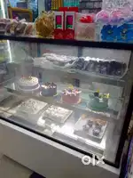 Cake pastry fridge