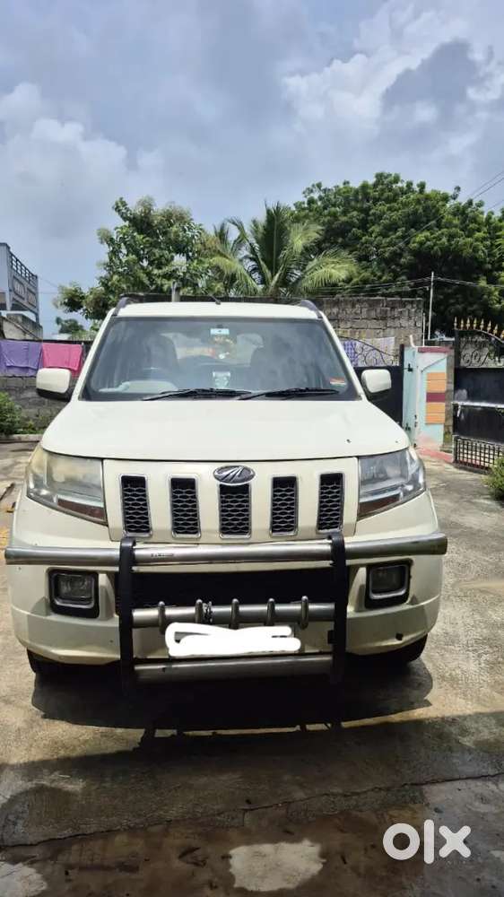 Mahindra TUV 300 2016 Diesel Good condition