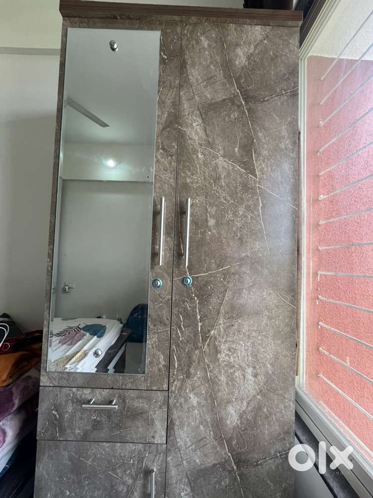 King size bed with mattress  and 7’’*3’’ wardrobe with mirror