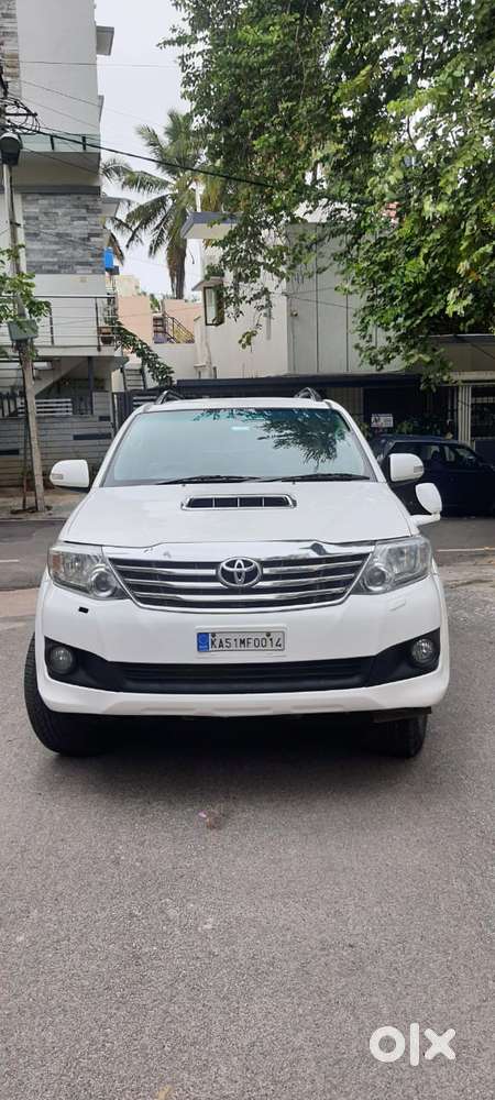 Toyota Fortuner 4X2 AT 2.8 Diesel, 2014, Diesel
