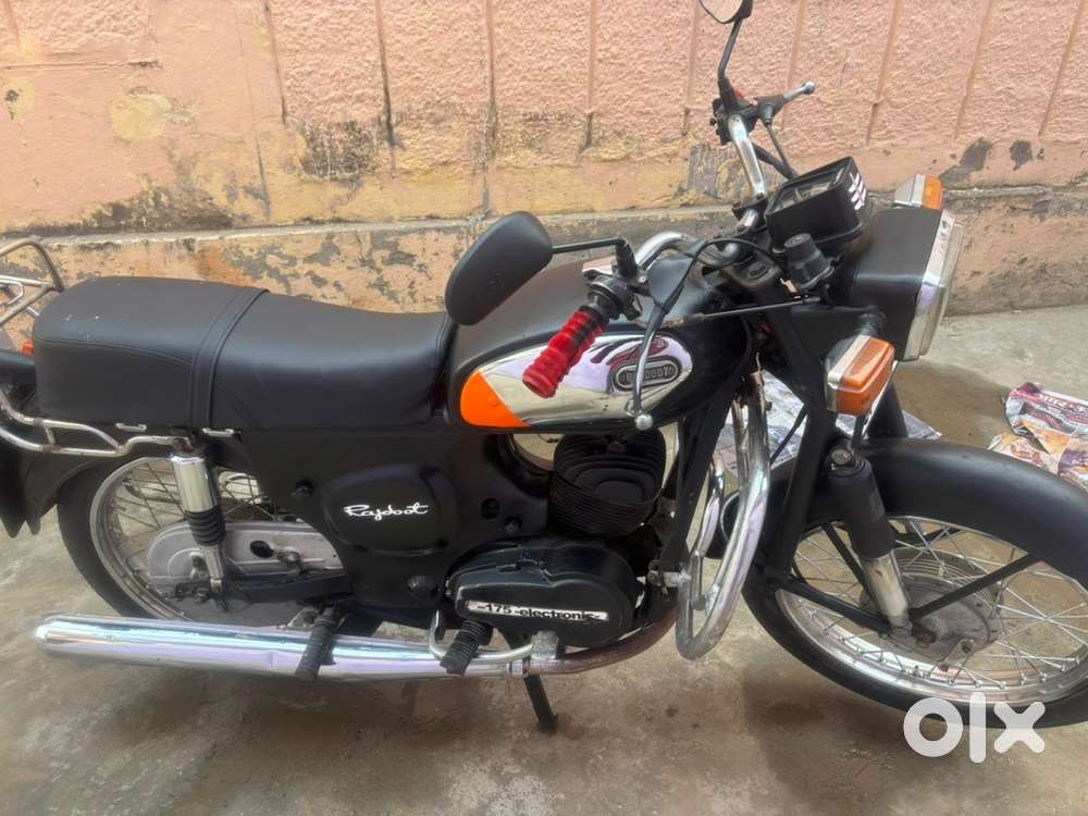 Rajdoot 175 cc