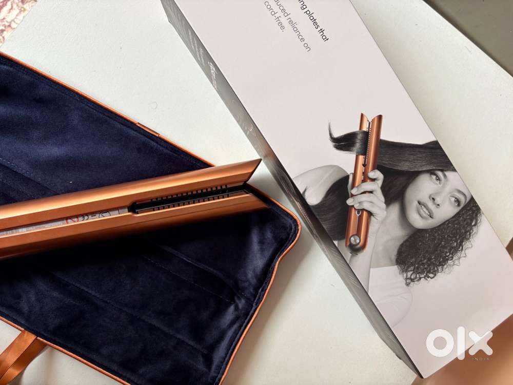 Dyson colare hair straightener