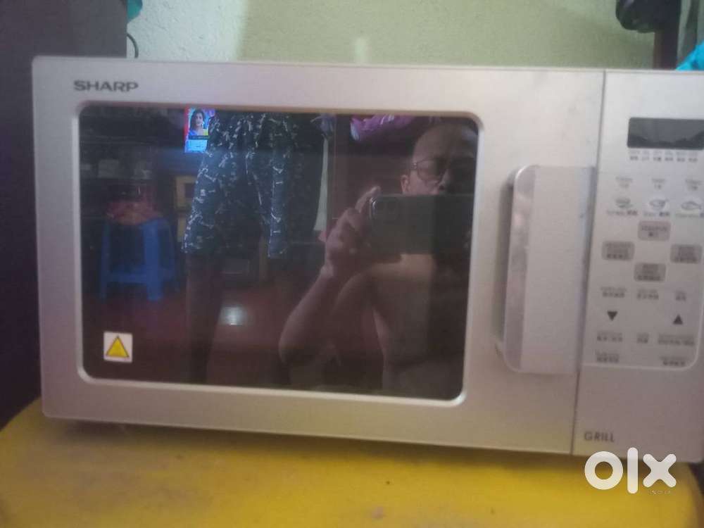 Sharp micro oven with grill 20 lt