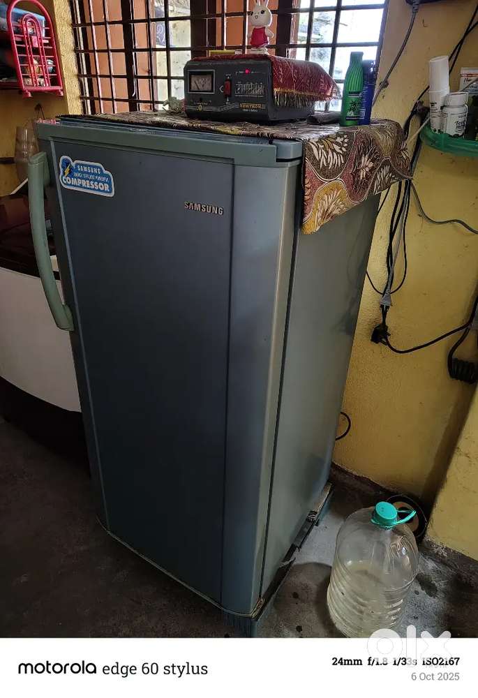 Samsung Fridge 180L
