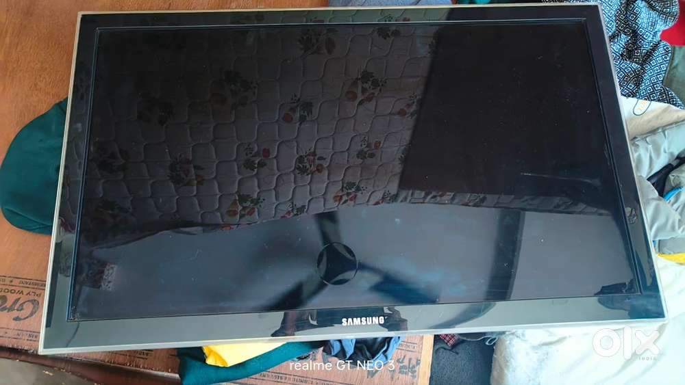 Samsung 32 Inch LED TV