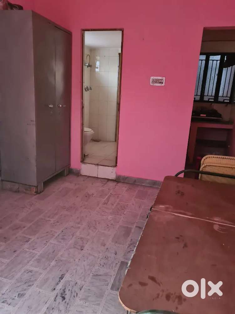 One room with lat bath/two room  with  lat bath