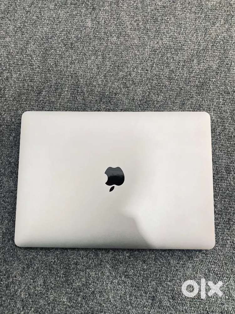 MacBook Pro 13-inch, M2, 2022,8/256
Touchbar