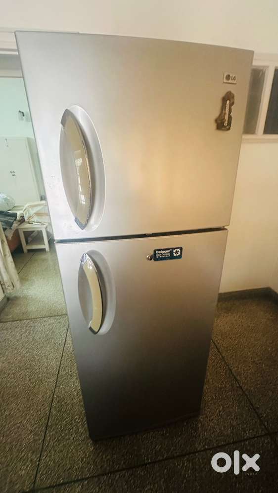 LG Auto Defrost 350 L Double Door Fridge