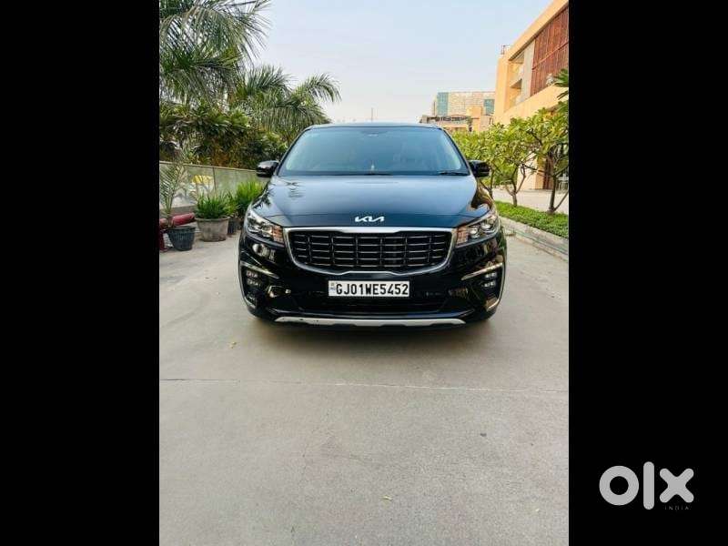 Kia Carnival Limousine Plus 7 STR, 2022, Diesel