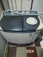 Selling washing machine 10 kg