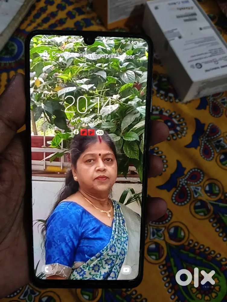 Samsung m 32 very good condition