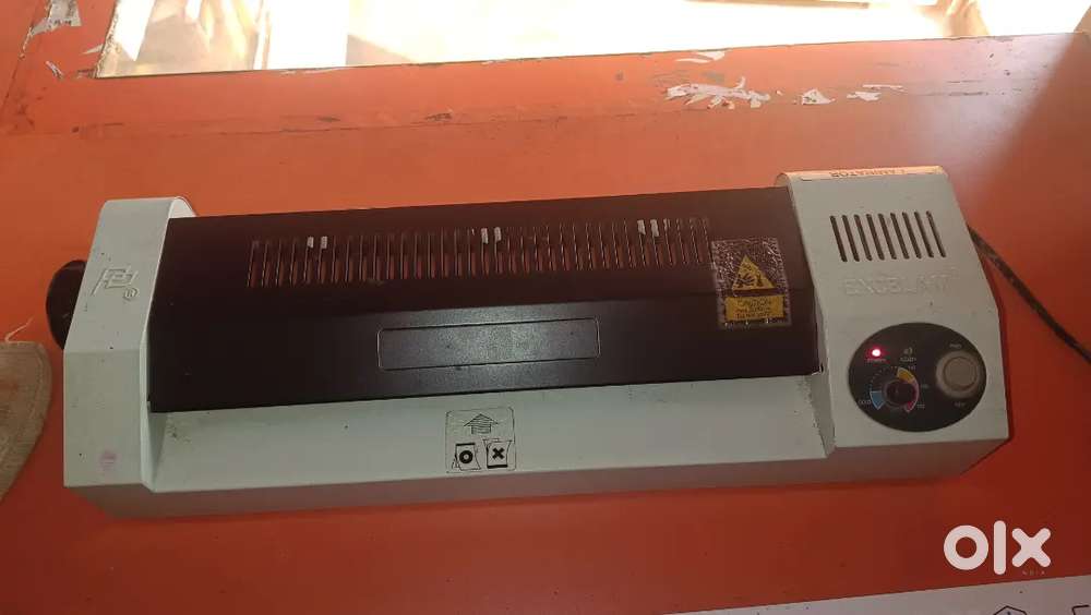 Exclam Lamination Machine