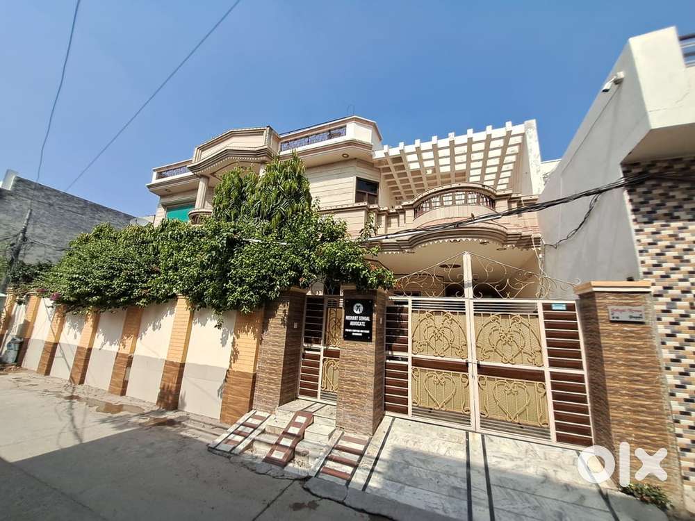 1st Floor 3BHK House For Rent Near Little Flower School