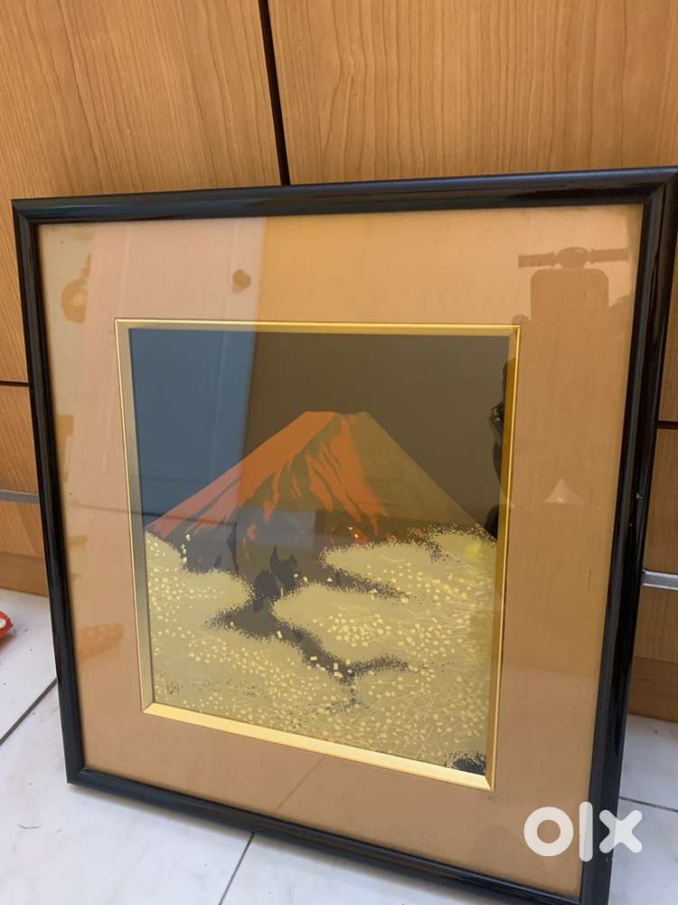 Mount fuji painting - real gold background