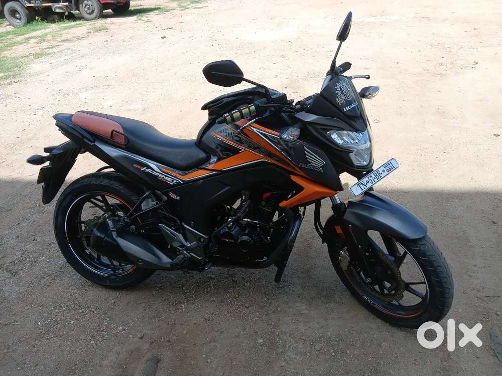 Honda hornet 160 R