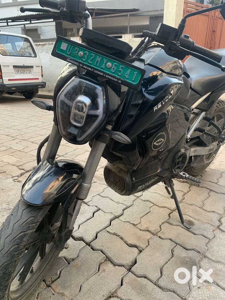 Revolt RV400 Top Model for sale