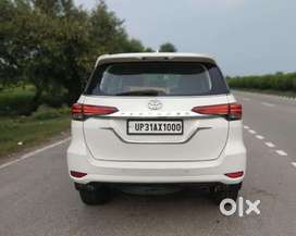 Toyota Fortuner 2.8 Legender 4X2, 2018, Diesel