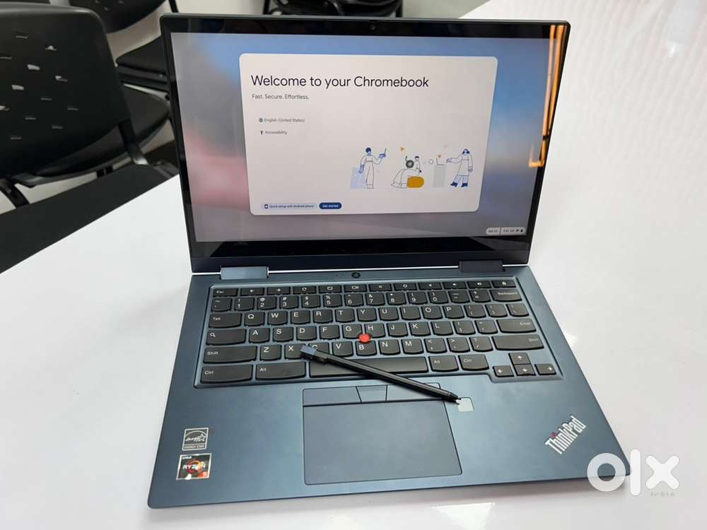 Lenovo crombook AMD RYZEN 5 360 rotatable