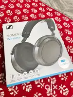 Sennheiser momentum 4 (3 months old)
