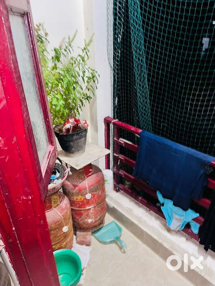 2 BHK Flat Availabe For Sale