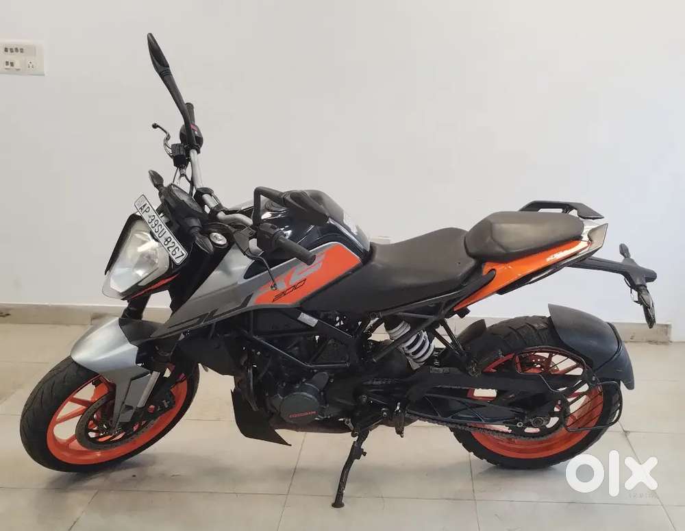 Mint condition vachile no scratches no dents