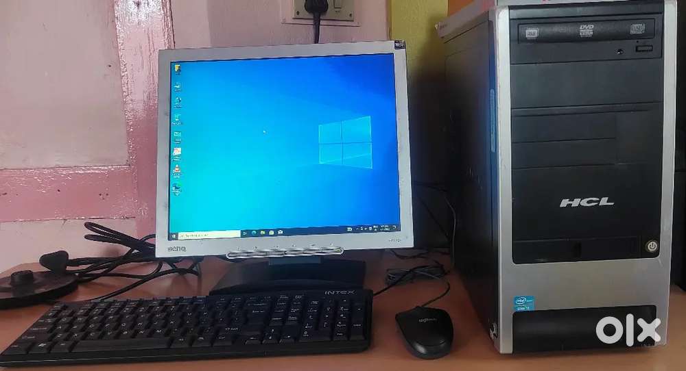 DESKTOP IN GOOD CONDITION AND SPECIFICATIONS. PRICE IS NEGIOTABLE.