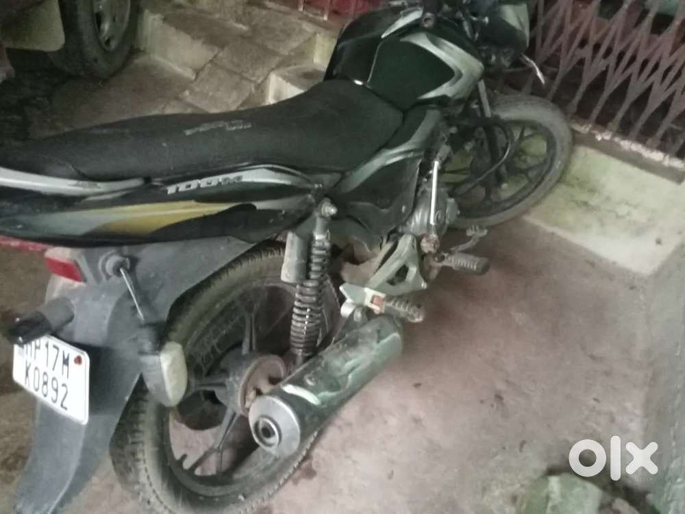 Bajaj discover 100 m