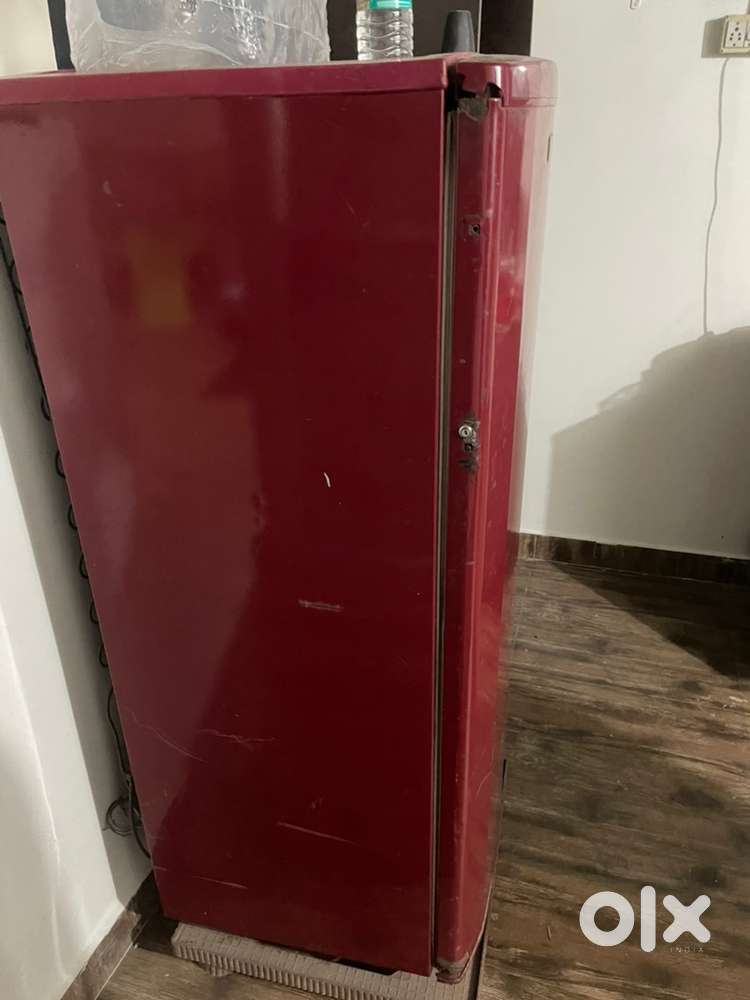 Whirlpool freez red in colour